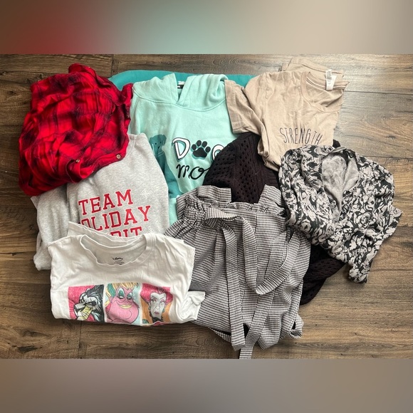 Women's Clothing Bundle: 8 Fall/Winter Items,Sweater,Cardigan,Pants,Size M - Picture 1 of 10